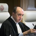 Le président de la CIJ, S. Exc. M. Peter Tomka, lors de la session du 31 mars 2014 (lecture de l'arrêt de la Cour).