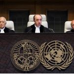 Trois nouveaux membres de la Cour internationale de Justice (CIJ) prêtent serment le 6 février 2015 - Séance publique - Le président de la Cour, S. Exc. M. Peter Tomka.
