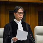 Déclaration solennelle de S. Exc. M. Yuji Iwasawa, nouveau membre de la Cour, à l'ouverture des audiences