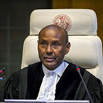 Le président de la Cour, S.Exc. M. Abdulqawi Ahmed Yusuf, le 1er octobre 2018 (lecture de l’arrêt de la Cour) 