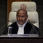Le président de la Cour, S. Exc. M. le juge Abdulqawi Ahmed Yusuf, le 8 novembre 2019 (lecture de l’arrêt de la Cour)