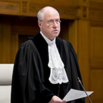 Déclaration solennelle de S. Exc. M. Claus Kreß, juge ad hoc, à l’ouverture des audiences
