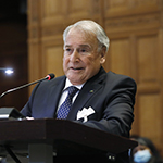 The Agent of Colombia, H.E. Mr. Eduardo Valencia-Ospina, at the opening of the hearings