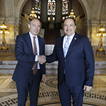 HE Mr Philippe Gautier, Registrar of the International Court of Justice, greets HE Mr Mario Búcaro Flores, Minister for Foreign Affairs of Guatemala, at the entrance of the Peace Palace, seat of the Court 