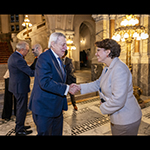 Ms Monique Legerman,  Head of the Information Department of the International Court of Justice, greets HE Mr Alberto van Klaveren Stork, Minister of Foreign Affairs of Chile, and his delegation, in the entrance hall of the Peace Palace, seat of the Court 
